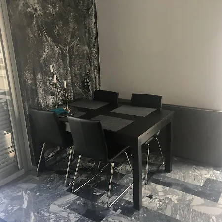 شقة Luxury لوتراكي